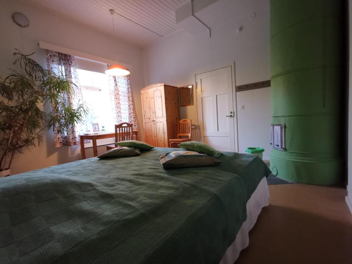 Majatalo Pihlajapuu Hotell Nurmes Exteriör bild