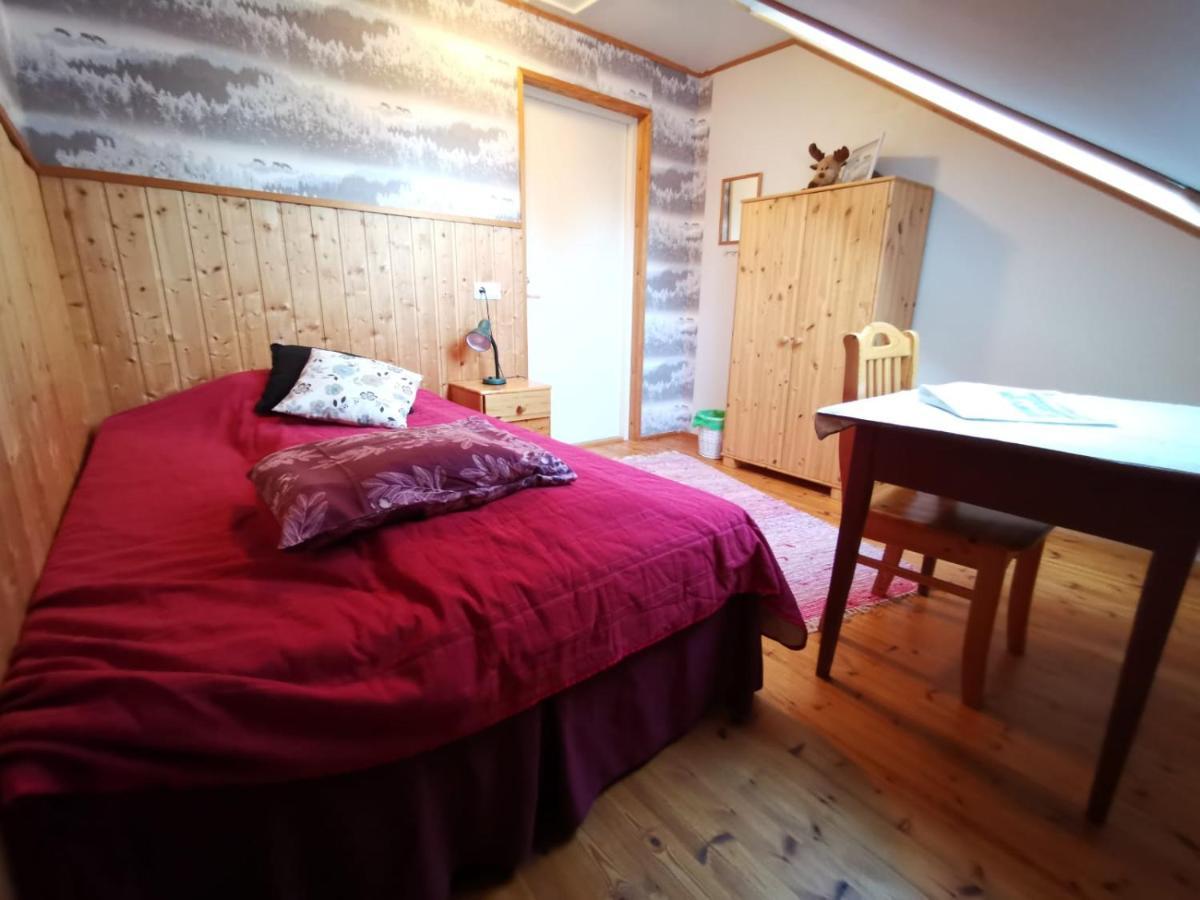 Majatalo Pihlajapuu Hotell Nurmes Exteriör bild